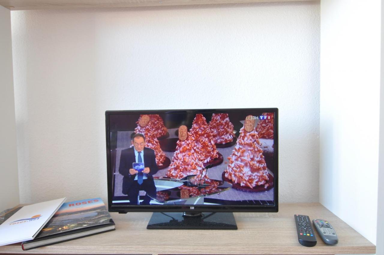 Rnet - Rhc 1410 Roses Holiday Center Bagian luar foto